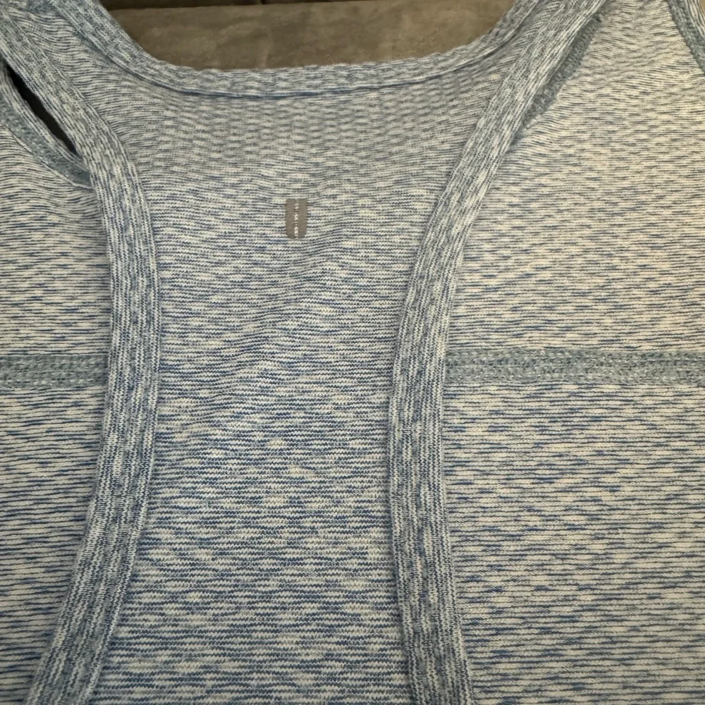 NOBULL Heathered Light Blue Tank Top - Picture 5 of 5